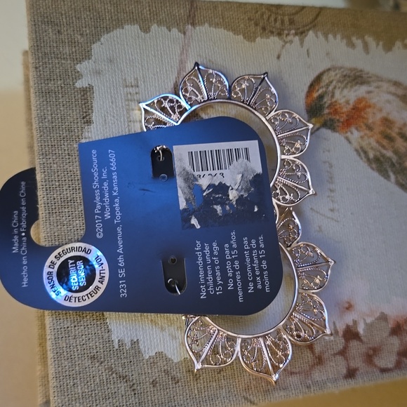 Rose tone mandala style earrings J11 - Picture 2 of 3